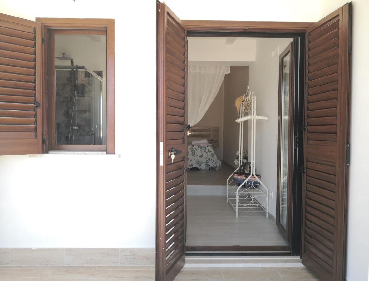 La Stanza Di Vali Guest House สแปร์ลองกา ภายนอก รูปภาพ