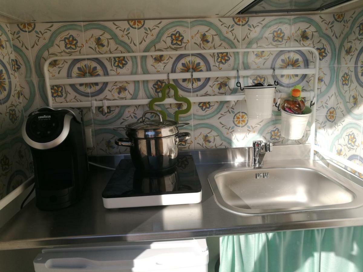 La Stanza Di Vali Guest House สแปร์ลองกา ภายนอก รูปภาพ