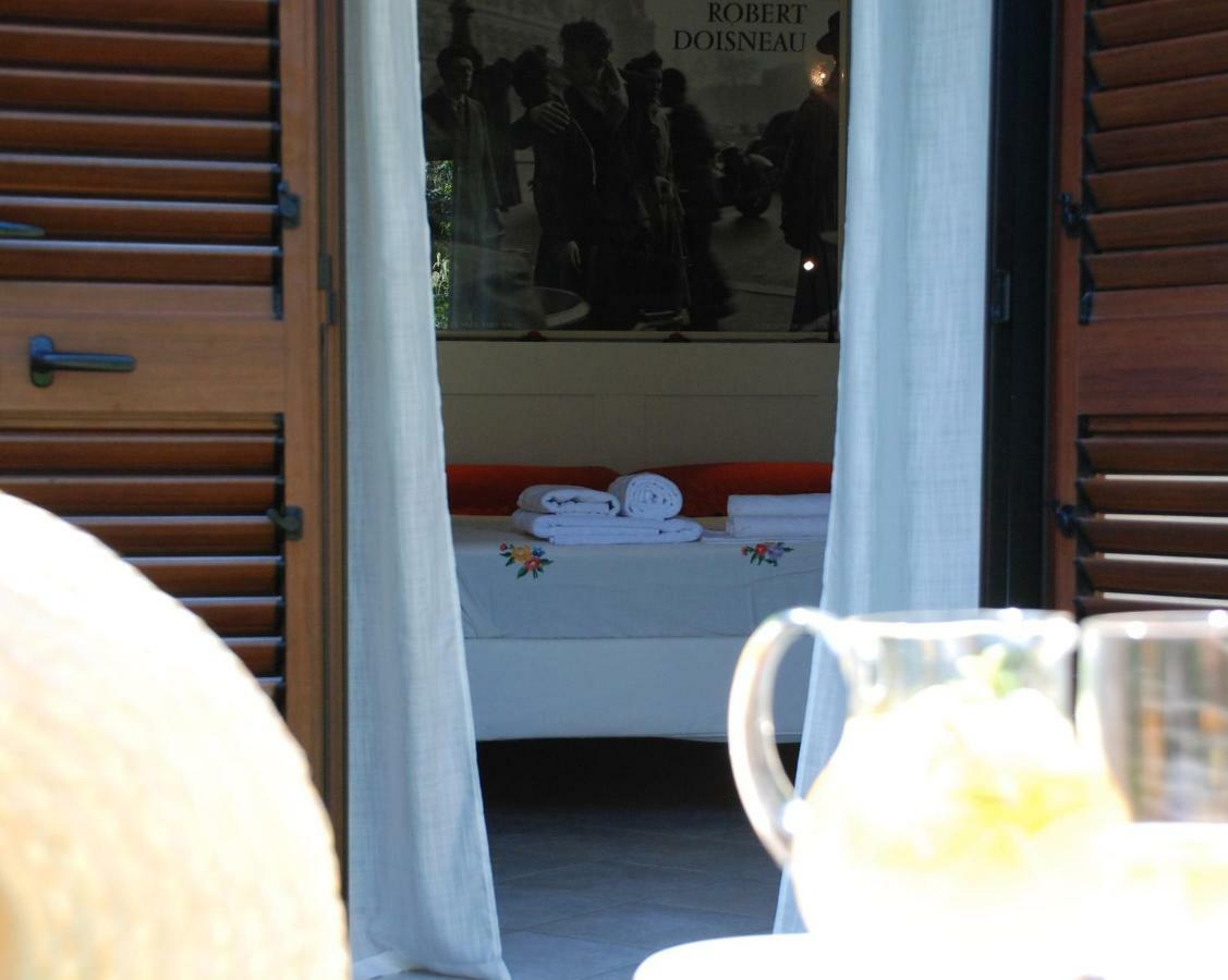 La Stanza Di Vali Guest House สแปร์ลองกา ภายนอก รูปภาพ